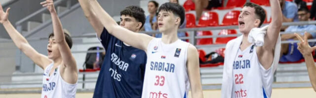 DEMONSTRACIJA MOĆI: Turci su počišćeni sa terena - Srbija gazi ka krovu Evrope!