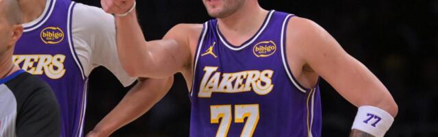 Luka ubacio 35 poena, ali džaba - Lejkersi ispali: Pogledajte fotografije Dončića sa meča protiv Sparsa (GALERIJA)