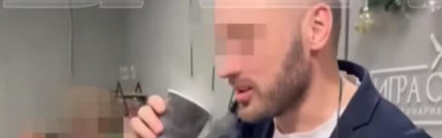 Umalo fatalni koktel na žurci: Krenula mu para na usta, momentalno se presavio od bolova (VIDEO)