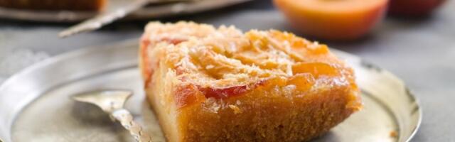 Uz ovaj vreli preliv svaka pita narasta do plafona i ostaje sočna danima