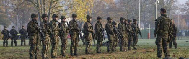 Војноспособни мушкарци без дозволе Бундесвера не могу на дуже у иностранство