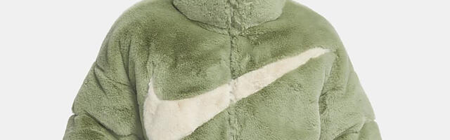 Nike Big Swoosh jakna je ponovo tu za hladne 2023 dane