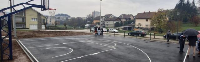Naselje Ivice dobilo dečiji park - Martinović: Interes nam je da omladina ostane u svojim sredinama