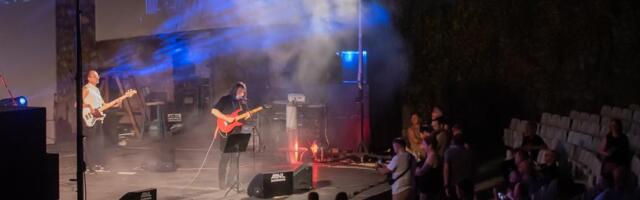Premijerno prikazan film o Šabanu Bajramoviću uz muzički omaž Dada Topića