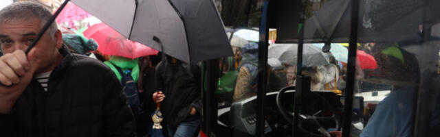 Зимске задушнице у Београду: појачан градски превоз и забрана уласка возилима на гробља