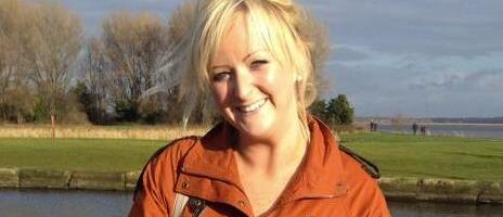 Vratila sam se rano kući posle noćnog izlaska da spavam jer sam imala migrenu i probudila sam se paralizovana