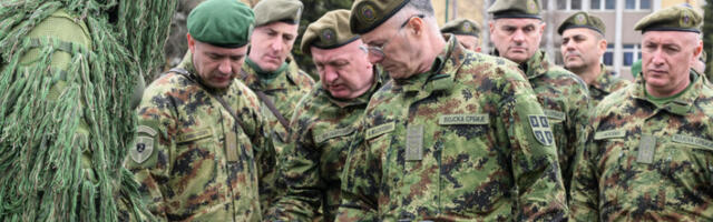 ​Генерал Мојсиловић: Настављамо са набавком наоружања и опреме