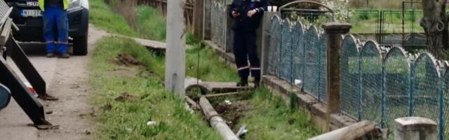 OTKRIVAMO STANJE POVREĐENE TINEJDŽERKE (19) U NESREĆI KOD ALEKSINCA: Drugarica joj stradala, a na ukletom mestu se i ranije dešavale tragedije