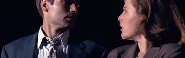 FANOVI U TRANSU! Molder i Skali posle 30 godina i propalih brakova ponovo zajedno /FOTO/