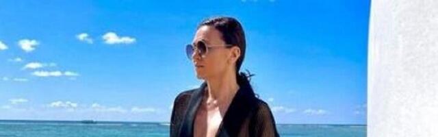 Nina Badrić je baš kul: Iznenadila u ljubičastom (FOTO)