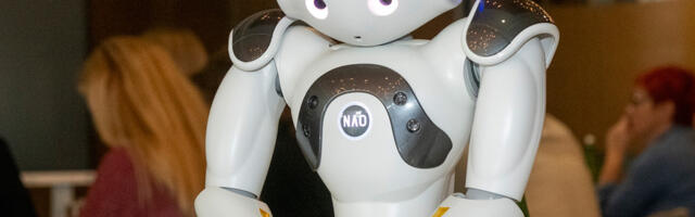 Šest resursnih centara u Srbiji dobija asistivnu tehnologiju zahvaljujući partnerstvu UNICEF-a i Intesa fondacije