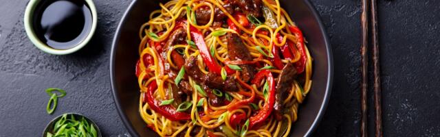 Obrok sa nudlama u jednoj šerpi za samo 15 minuta: Trikovi za brze, a zdrave obroke