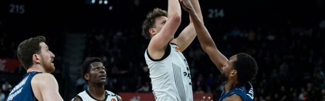 Efes i Partizan, meč za prestiž /GALERIJA/