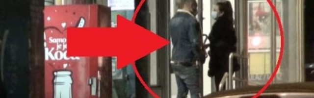 SNIMAK ISPRED TIJANINOG STANA - uhvaćena sa DEČKOM! Lupio joj ŠAMAR, ona njega GREBALA?! ŠOK/VIDEO