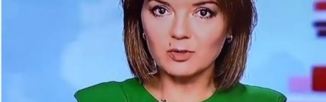 PROFESIONALIZAM NA DELU! Voditeljki ispao zub u direktnom programu, a njena reakcija je pokupila simpatije svih gledalaca! (VIDEO)