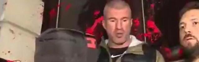 MIŠA BAČULOV BLOKIRA RTV! Ovaj opozicionar je fekalijama polivao gradsku kuću