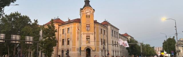 „Nećemo ići na adrese SNS funkcionera, to će jednog dana policija“ – održan protest u Nišu
