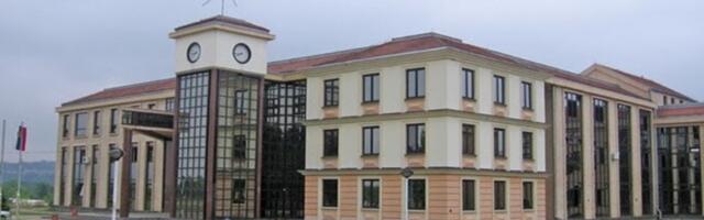 Učenici iz Kragujevca okrenuli leđa profesoru (FOTO)