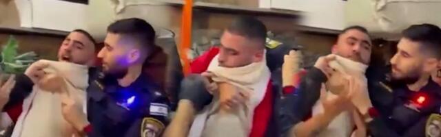 (VIDEO) Uhapsili Deda mraza! Policija upala na Božićnu zabavu - Haos u gradu Isusa Hrista