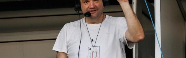 Subota je, spremate se da gledate utakmicu, kad umesto baritona…