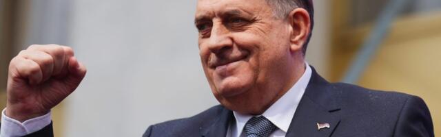 Dodik zapevao: Ovako je proslavljena pobeda Karana (VIDEO)