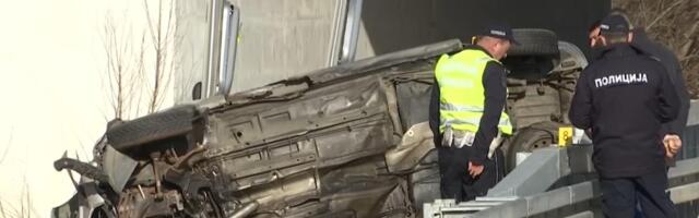 "NIKADA SE NISU IZVINILI NITI SU NAM IZJAVILI SAUČEŠĆE" Progovrio deda devojčice (3) koja je poginula na putu do mora, zajecao pred niškom Palatom pravde!