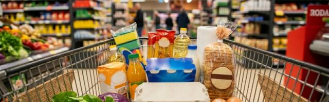 10.000 dinara i jedna korpa: Šta u Kragujevcu zaista može da se kupi za taj novac?