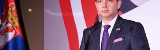 VUČIĆ U VAŠINGTONU SAČUVAO KOSOVO I OMOGUĆIO VELIKE INVESTICIJE! Osnivač Kongresa srpsko-američkog prijateljstva nema dilemu!