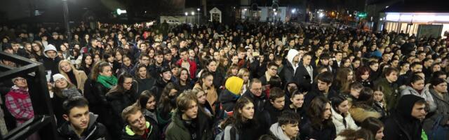 Saopštenje nastavnika i stručnih saradnika Prve kragujevačke gimnazije: Privremeno se odustaje od obustave nastave