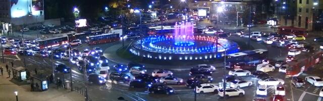 Beograd stoji:  Potpuni haos na ulicama (FOTO)