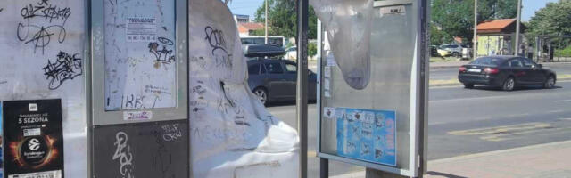 Raspisan tender za nove nadstrešnice i klupe na autobuskim stajalištima u Nišu