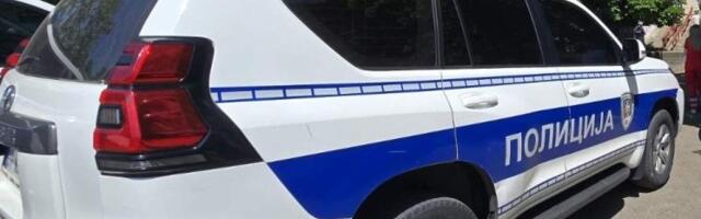 Brutalan napad u Surčinu: Izboli Kineza pa počeli da ga tuku