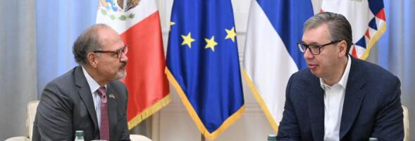 MOGUĆNOST ZA UNAPREĐENJE SARADNJE! Vučić otkrio detalje sastanka s Feliksom Koronom: Nadam se da ćemo uskoro imati priliku i za razmenu poseta na visokom nivou