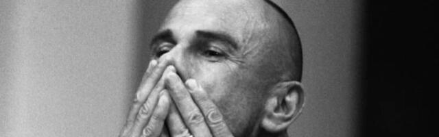 Napustio nas je francuski dizajner Thierry Mugler, a ovo su modni momenti po kojima ćemo ga pamtiti