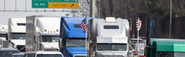 Повлаче се савезна средства за Њујорк, разлог - камионџије мигранти