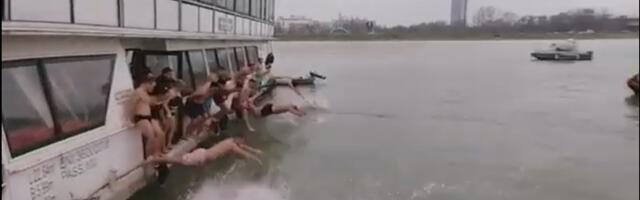 Viteško plivanje za Časni krst: Sutra ispod Beogradske tvrđave