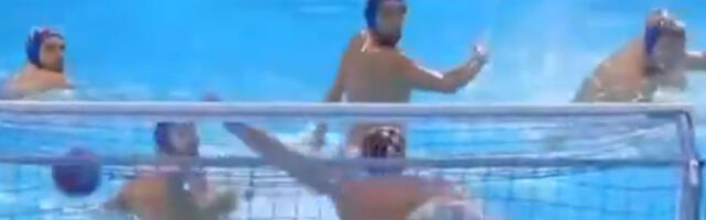 Krive mu lopte u Beogradu: Hrvatski golman se žalio na organizaciju posle spektakularnog gola Grka