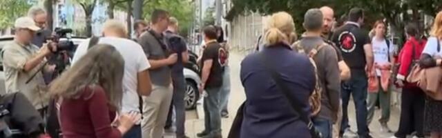 Roditelji Jovine gimnazije se sastali sa visokim zvaničnikom delegacije EU u Srbiji