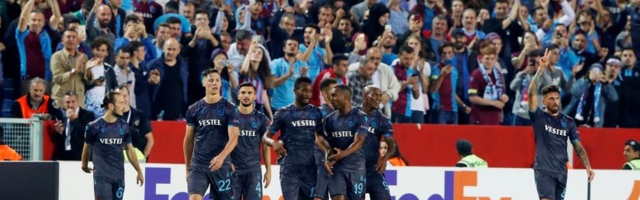 Tesna većina pobedila, Turci na terenu 12. juna