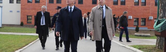 Otvoren novi paviljon u jedinom ženskom zatvoru u Srbiji! Ministar Vujić i Carević posetili KPZ Požarevac: U potpunosti rešeno pitanje smeštajnih kapaciteta