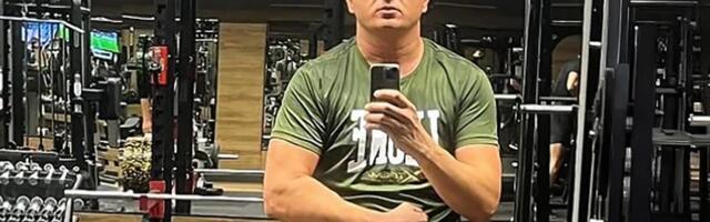 Dečko Jovane Jeremić pokazao besnu mašinu! Na trening se vozi u "igrački" od 150.000 evra