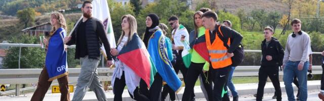 „Kažnjeni smo, ovo je novi pokušaj zastrašivanja“: Studenti iz Novog Pazara koji su izgubili status zbog pešačenja na protest u Novi Sad