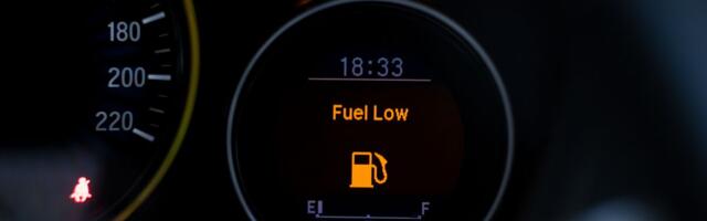 Upalila se lampica za rezervu? Evo koliko kilometara još smete da pređete