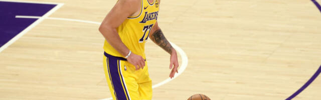 Лејкерси сигурни против Кливленда, Детроит учврстио прво место на Истоку