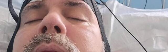 Bojan Tomović se oglasio iz bolnice: Pevaču pogoršano zdravlje, priključen na aparate "Moj život nema smisla"