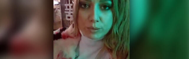 NOVINARKA BLOKADERKA JOŠ 15. MARTA OTKRILA ŠTA SE ZAPRAVO DESILO U NOĆI PROTESTA: "Ljudi, fejkuju stampeda! Oborili su me" (VIDEO)