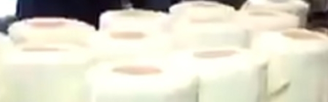 Zbog novog oblika kolača, porasla mu prodaja! (VIDEO)