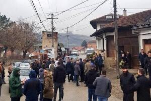 Заплењене 42.000 хиљаде литара вина српској породици у Великој Хочи