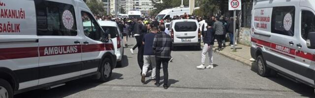 UČENIK OSMOG RAZREDA IZVRŠIO MASAKR U ŠKOLI U TURSKOJ, PA SE UBIO! Oružje uzeo od OCA KOJI JE BIVŠI POLICAJAC?