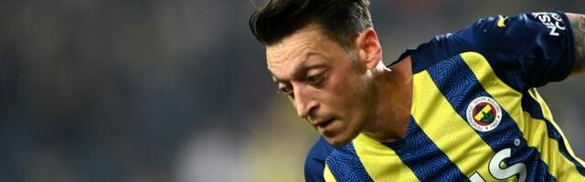 Trabzon je odmakao, ali Fener se ne predaje: Četiri gola Rizeu za poneti (VIDEO)